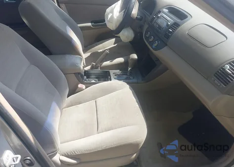 2005 Toyota Camry Le из США, поврежденный, VIN 4T1BE32K65U991064